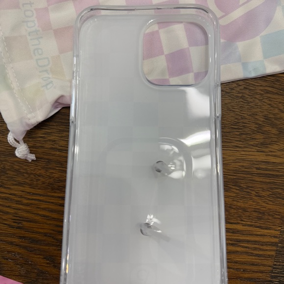 Loopy Case Iridescent Phone Case - Picture 2 of 4